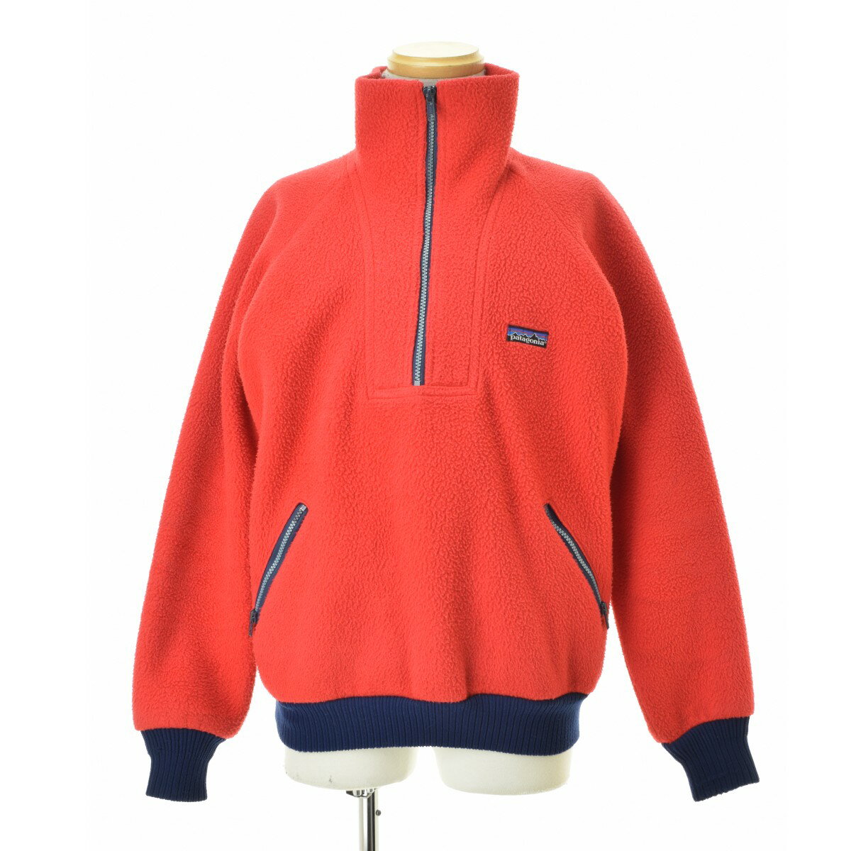 patagonia 黒 プルオーバー中綿入りナイロンジャケット patagonia（パタゴニア） ナイロンブルゾン X-SMALL ブラック