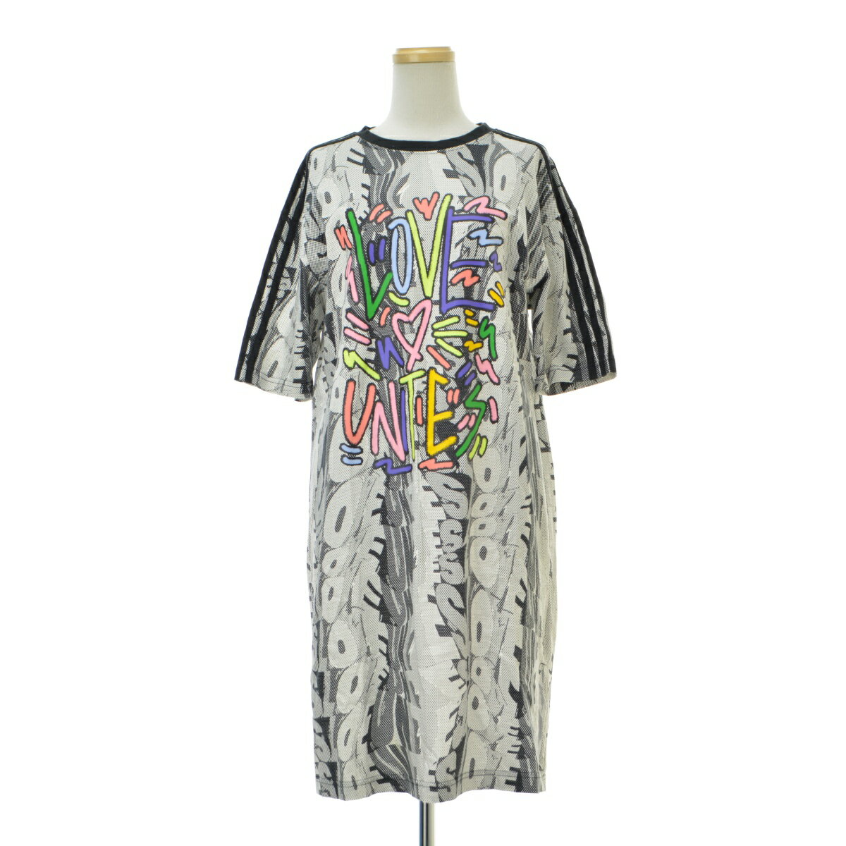 Rakuten - 【中古】ADIDAS / アディダスHC3083 LOVE UNITEDS DOODLE T-SHIRT DRESS ラブユナイツ ドゥードゥル半袖ワンピース【cacgaebd-l】