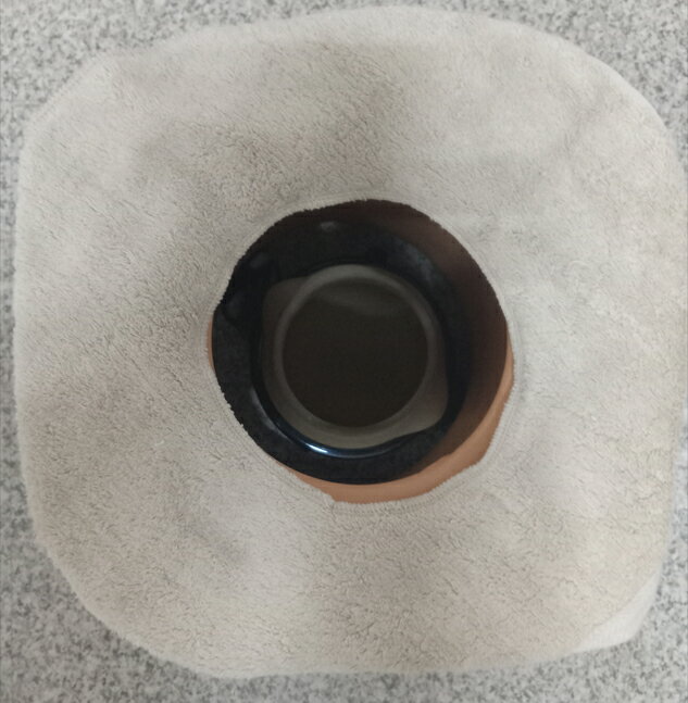 タオル厚い40数の厚さ。綺麗に黄土よもぎ蒸しをしたい、簡単に洗濯でき簡単にカバーを付けられる黄土よもぎ蒸しタオルカバー、黄土よもぎ椅子の座台の変色防止、汗吸収のタオル黄土よもぎ蒸し椅子のカバー　1枚