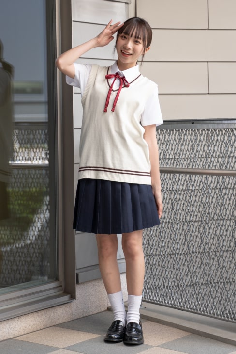 【500円OFFクーポン配布中！7/10まで】 スクールベスト ライン 女子 制服 ベスト ...