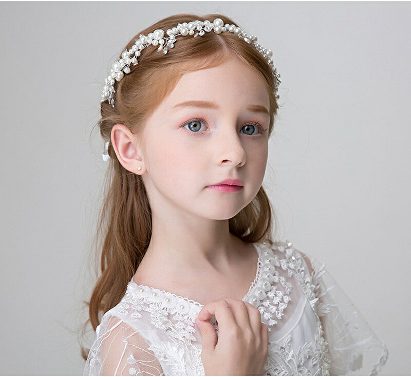 関白ストアの子供 ヘアアクセサリー パール カチューシャ 発表会 キッズ フラワーカチューシャ ヘアバンド 髪飾り 花冠 ヘッドドレス フラワー 花 おしゃれ 可愛い 女の子 赤ちゃん フォーマル ピアノ お呼ばれ ウエディング 子供 小物 出産祝い 母の日 プレゼント ギフト｜アングル3