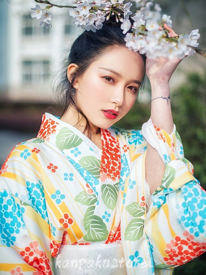 Yukata Mujer Yukata Japonesa Yukata Set Adulto Lindo Fuegos Artificiales Festival Femenino Niña Escuela Secundaria Estudiante Universitario Yukata Set Único Artículo Flor de Cerezo Viendo Yukata Haciendo Cinturón Set Moderno Lavable Festival Lindo Cinta Kimono Festival Cultura Festival Bon Dancing Regalo Para Disparar — vista 3