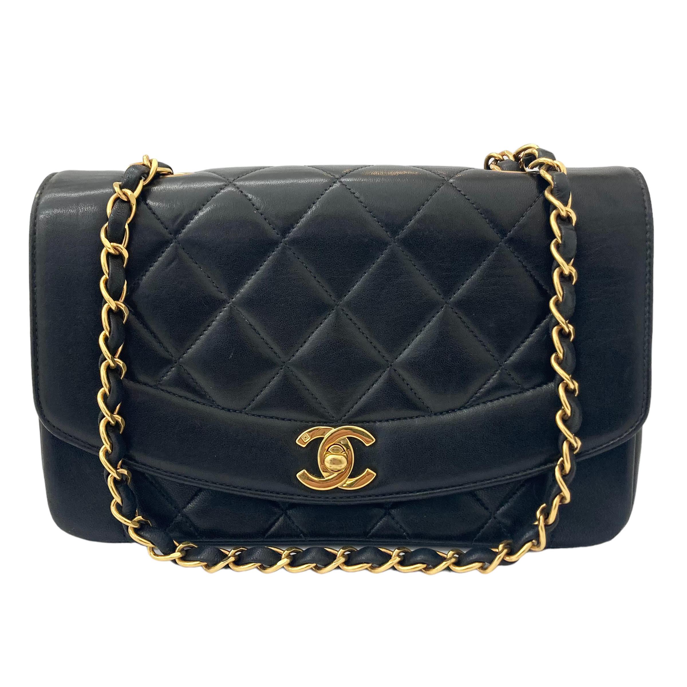 楽天市場】chanel ラムスキンダイアナチェーンショルダーバッグ 楽天市場】chanel ラムスキンダイアナチェーンショルダーバッグ