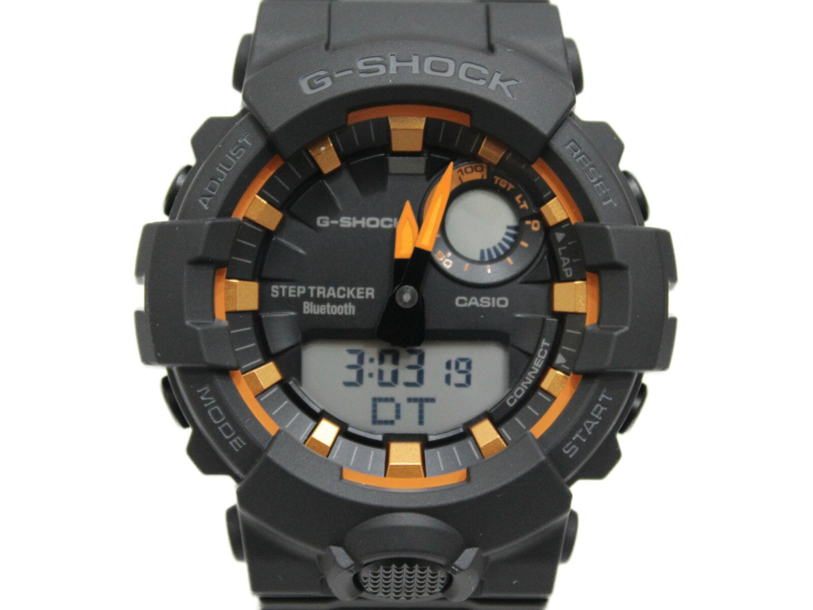 ブランド CASIO(カシオ) 商品名 G-SHOCK/スペシャル 型番 GBA-800SF-1AJR シリアル 　 参考価格 19,800円 商品ランク 中古未使用品(新品同様で傷はほとんどない。) ケース ラバー ベルト ラバー 文字盤 デジタル/アナログ ガラス 無機ガラス サイズ(リューズを除く) 48mm ムーブメント クオーツ(稼働確認済み) 機能 