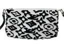 【☆未使用品☆】【布袋あり】LOUIS VUITTON ルイヴィトン LV×UFポシェット・アクセソワール M45565 タフテッド加工 モノグラム ホワイト×...