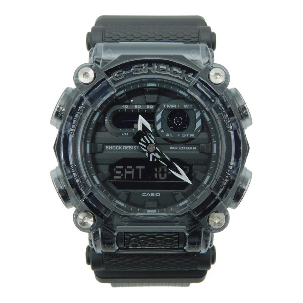 ブランド CASIO(カシオ) 商品名 G-SHOCK 型番 GA-900SKE-8AJF シリアル 　 参考価格 17,600 商品ランク NEW(展示品)中古未使用品(新品同様で傷はほとんどない。) ケース 樹脂 ベルト ラバー 文字盤 アナログ　デジタル ガラス 無機ガラス サイズ(リューズを除く) 51cm ムーブメント クォーツ(稼働確認済み) 機能 "ワールドタイム：世界48都市（29タイムゾーン、サマータイム設定機能付き）＋UTC（協定世界時）の時刻表示、ホームタイムの都市入替機能　タイマー（セット単位：1分、最大セット：24時間、1秒単位で計測、オートリピート） LEDライト（オートライト、残照機能、残照時間切替（1.5秒/3秒）付き）フルオートカレンダー　12/24時間制表示切替　ストップウオッチ（1/1000秒、100時間計、速度計測機能（MAX1998 unit/h、2 unit/h単位)、ラップ／スプリット計測切替）時刻アラーム5本（1本のみスヌーズ機能付き）・時報　LED：アンバー　平均月差：±15秒" 防水 20気圧防水 腕周り(約) 14.5～21.5cm 付属品 内外箱・取扱説明書兼保証書 備考 中古品の為、写真には写りきらない傷や汚れがある場合がございます。ご購入後の返品・交換が出来ませんので気になる方は、ご購入前に電話かメールにてお問い合わせ下さい。タフな環境でも使用できストリートファッションとしても活躍するヘビーデューティーなモデルです。 シックなカラーリングでファッションアイテムとしても活躍するスケルトンシリーズです。