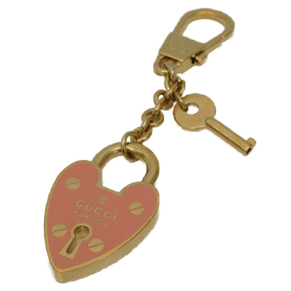 GUCCI　グッチ　ハートモチーフキーホルダー　バッグチャーム　レディース　ピンク　ゴールド金具　カワイイ　人気　プレゼント【中古】新居浜店のサムネイル