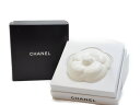 CHANEL　シャネル　ペーパーウェイト　アロマプレート　カメリア　セラミック　白　ホワイト　箱つき【未使用】