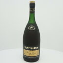 商品番号 1-240002025819 ブランド - 型番 - 商品名 REMY MARTIN V.S.O.P.　レミーマルタン 原産国 フランス アルコール分 40度 容量 1000ml 付属品 本体のみ 商品説明 ◆未開栓のお品物です。 ◆キャップ保護ラベルに若干のスレがございます。 ◆瓶に小傷がございます。 ◆ラベルに傷がございます。 状態 USED-B 注意事項 ※デジタルカメラにて撮影のため実際の商品と色・質感等が若干異なる場合があ り ます。 ※ご購入いただいた際には、生年月日の記載をお願い致します。生年月日のご連絡、確認が取れない場合は、商品の発送をお断りさせていただく場合がございま す。 ※保管品、未開栓の商品のため、ラベル・ボトルのキズ・汚れ、コルクの劣化、自然蒸発による液面低下、沈殿物などがあること、中身の品質保証が出来かねる ことにご理解いただきますようお願いいたします。 ※上記の内容をご理解いただけないお客様は、ご購入をお控えいただきますようお願い申し上げます。 ※商品の取扱いには細心の注意を払っておりますが、実店舗で同時販売を行っている関係上、微細なキズ、汚れ等に関しましてはご容赦賜りますようお願い申し 上げます。 酒類販売管理者標識 販売場の名称：質屋かんてい局　盛岡店 販売場の所在地：岩手県盛岡市本宮六丁目32番30号 酒類販売管理者の氏名：藤本　猛 酒類販売管理研修受講年月日：令和5年10月3日 次回研修の受講期限：令和8年10月2日 研修実施団体名：（一社）日本フランチャイズチェーン協会 ※20歳未 満の飲酒は法律により固く禁じられております。 ※20歳未満への酒類の販売はお断りいたしております。(代理購入も同様にお断りいたします) 商品に関する問い合わせ先 かんてい局盛岡店 TEL:019-601-3171 NEW 新品 SS お客様から買取した未使用の状態の商品 USED S お客様から買い取りし、数回使用程度の傷はほぼない商品 USED SA 使用感が極めて少ない美品、もしくはメンテナンス済みの商品 USED A 若干の使用感、小傷がある美品 USED AB Aランクの中でも比較的使用感がある商品 USED B 通常の使用感、キズがある商品 USED BC Bランクの中でも使用感、キズがある商品 USED C 使用感、キズの多い商品（ジャンク・訳あり品） 程 度の目安はあくまでも当店の基準となります。他店様 とは同一の基準ではございませんのでご理解ください。　