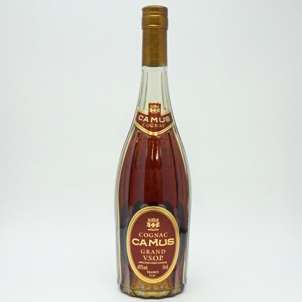 CAMUS GRAND V.S.O.P.　カミュ グランド V.S.O.P　コニャック　ブランデー　フランス　アルコール度数40度　容量700ml　酒　未開栓　【中古】