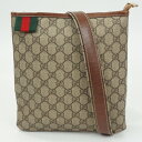 商品番号 1-240002045119-13 ブランド 【GUCCI】グッチ 型番 246413 商品名 GGスプリーム ショルダーバッグ カラー ブラウン　ベージュ 仕様 ファスナー開閉式 内側：オープンポケット×1 サイズ 横：約23cm　縦：約28cm　マチ：約1cm　 ショルダーストラップ：約113-118cm(調整可) 付属品 本体のみ 商品説明 ◆レザーのフチ部分にスレ・キズがございます。 ◆ショルダーストラップにキズやヨゴレがございます。 ◆金具に小キズ・スレが見られます。 ◆バッグ内部に小さなヨゴレが見られます。 ◆店頭にて同時販売中となりますので、ご了承ください。 状態 USED-B 注意事項 デジタルカメラにて撮影のため実際の商品と色・質感等が若干異なる場合があり ます 商品に関する問い合わせ先 かんてい局盛岡店 TEL:019-601-3171 NEW 新品 SS お客様から買取した未使用の状態の商品 USED S お客様から買い取りし、数回使用程度の傷はほぼない商品 USED SA 使用感が極めて少ない美品、もしくはメンテナンス済みの商品 USED A 若干の使用感、小傷がある美品 USED AB Aランクの中でも比較的使用感がある商品 USED B 通常の使用感、キズがある商品 USED BC Bランクの中でも使用感、キズがある商品 USED C 使用感、キズの多い商品（ジャンク・訳あり品） 程 度の目安はあくまでも当店の基準となります。他店様 とは同一の基準ではございませんのでご理解ください。　