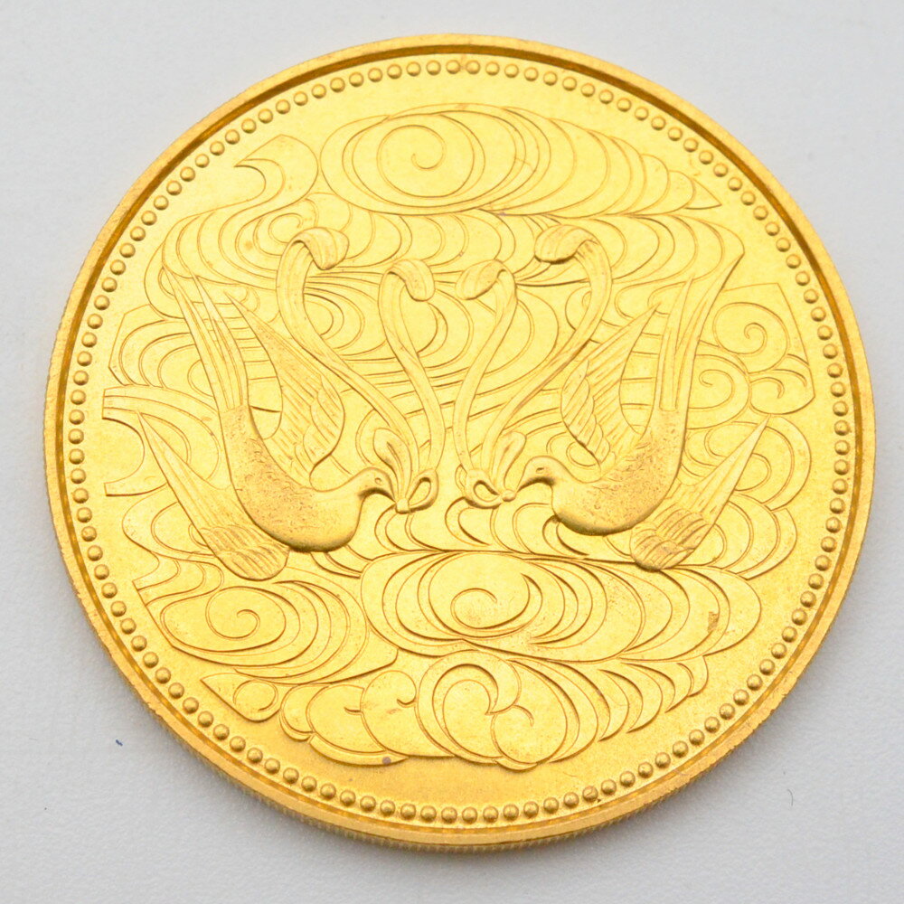 K24　天皇陛下御在位60年記念 10万円金貨　昭和61年　ブリスターパックなし　ゴールド　純金　重量約20g　記念硬貨　記念貨幣　未開封　【中古】
