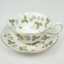 WEDGWOOD ウェッジウッド ワイルドストロベリーカップ&ソーサー ホワイト グリーン レッド ボーンチャイナ 食器 紅茶 コーヒー 【中古】