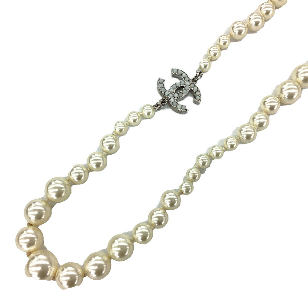 K　CHANEL　パールネックレス　ロング　約90cm　フェイクパール　アクセサリー　ジュエリー　送料込　レディース　お買い得　お手頃価格　特別価格　普段使い　ブランド　シャネル　質屋かんてい局　鹿沼店　P2501030kのサムネイル