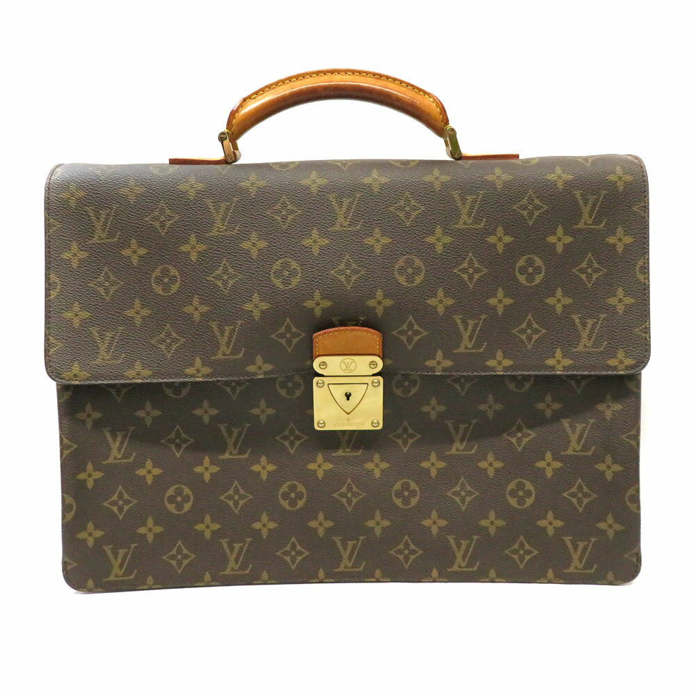 商品情報 管理番号 h23-6271 ブランド LOUIS VUITTON【ルイヴィトン】 型番 M53027 商品名 ロブスト1 素材 (ライン)モノグラムキャンバス 仕様 背面ポケット×1 背面ポケット内フラットポケット×1 フラットポケット×2 オープンポケット×2 ファスナーポケット×1 シリアル BA1006 サイズ 約W40×H31×D5cm 付属品 鍵 商品説明 ルイヴィトンのロブスト1のご紹介です。 上品で高級感があるビジネスバッグです。 ポケットが多数ついており、収納力の高いバッグとなっております。 この機会にぜひいかがでしょうか。 商品状態 ※角スレ、コバ欠け、ひび割れあり ※金具小傷 ※型崩れ ※ヌメ革ヤケ、シミ ※表面汚れ 状態をご確認の上、ご購入をお願いいたします。 ランク USED-6 特記事項 - 注意事項 ※即日発送は【正午（昼の12時）】迄にご注文頂いた【代引き】のご注文のみが対象となります。 その他のお支払い方法をご選択頂いた場合は、お支払いの確認が取れ次第の発送となります。 ※デジタルカメラにて撮影のため実際の商品の色・質感等が若干異なる場合があります。 ※中古商品の為、商品の状態は写真でもご確認下さい。 ※写真には目立つ箇所、また一番状態の悪い箇所を優先的に掲載しております。 ※店頭でも販売中の為多少の小傷等はご了承下さい。 ※店頭でも同時販売中の為、売り切れの際はご容赦下さい。 こちらの商品に関する問合先 質屋かんてい局 細畑店TEL:058-248-1020営業時間：10:00～19:00 &nbsp; 商品の状態について NEW 新品 未使用品 未使用品 USED【10】 極めて未使用品に近い超美品　 USED【9】 メンテナンス済みの商品やほとんど使用された形跡が見られない美品 USED【8】 使用感が少ないキレイな美品 USED【7】 使用感はあるが、程度のよい良品 USED【6】 使用感があり、キズや汚れがあるが、使用上問題のない中古品 USED【5】 キズや汚れ、劣化が目立つが使用上問題のない中古品 USED【4】 使用上問題のある恐れのある難あり品 USED【3】 使用上問題のあるジャンク品 ※程度の目安はあくまでも当店の基準となります。 ※他店様とは同一の基準ではございませんのでご理解ください。