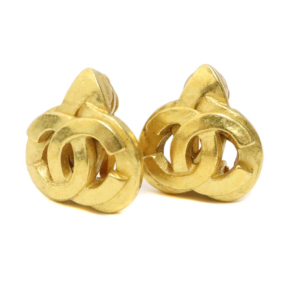 シャネル Chanel デザインイヤリング ゴールドカラー レディース アクセサリー【中古】