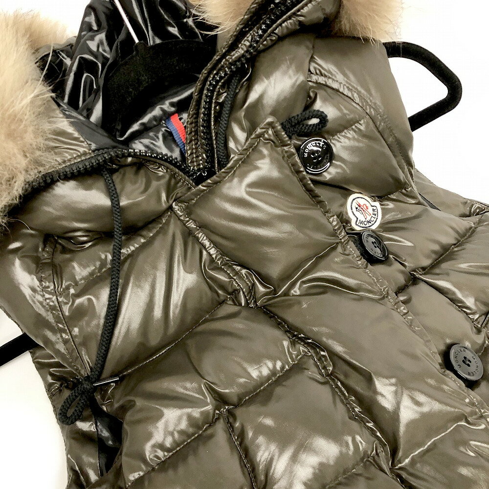 MONCLER 【モンクレール】 32093483022568950 「TARNGILET」ダウンベスト/00 ダウン アウター リアルファー ラクーン カーキー系 レディース メンズ 紳士 ユニセックス 【中古】 USED-7 質屋 かんてい局細畑店 h2203386