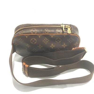 LOUIS VUITTON　ルイヴィトン　中古　USED B　M51870 モノグラム メンズ レディース　ng3100653927700006　かんてい局名護店