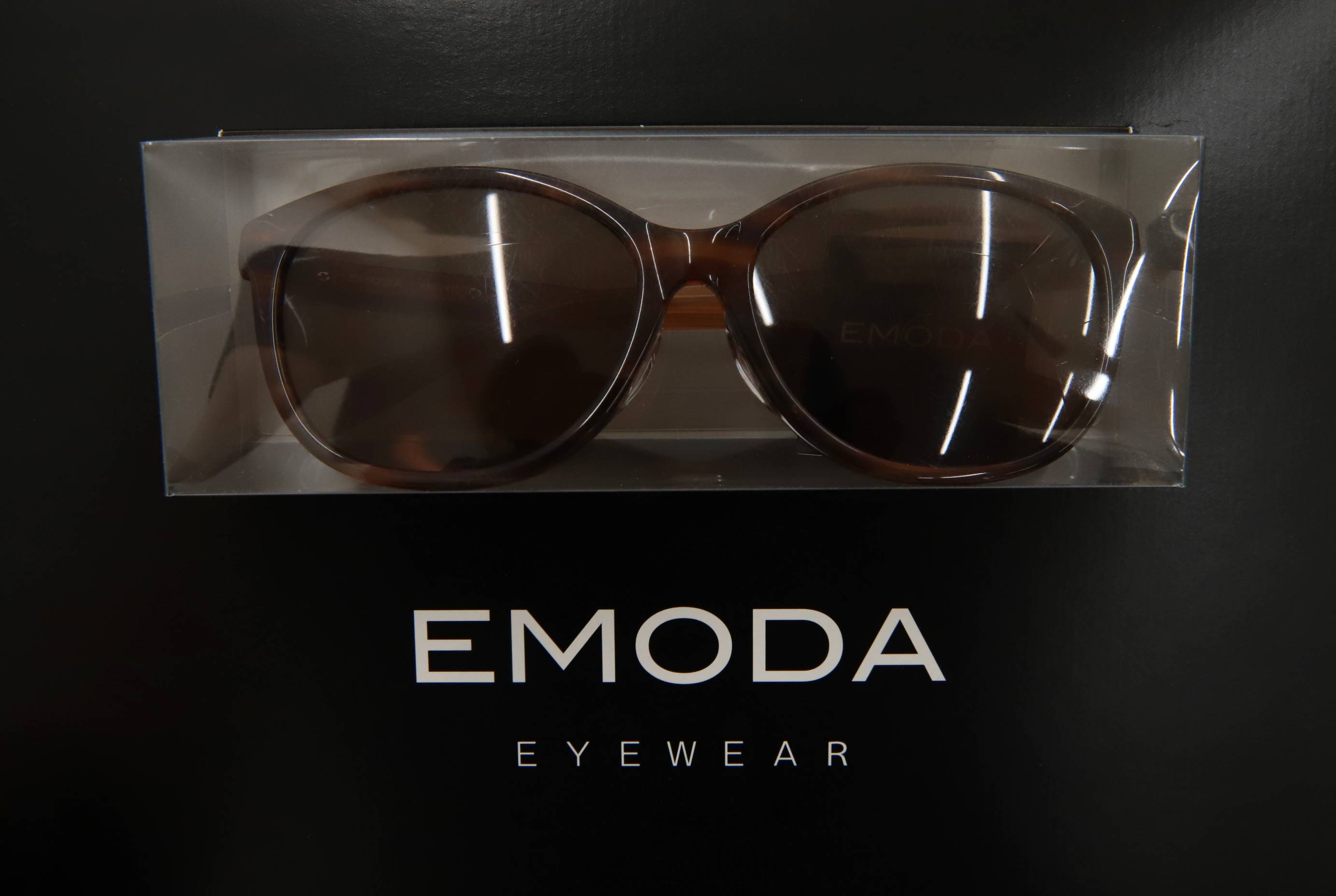 【ポイント最大50倍以上アップ】 EMODA エモダ EYEWEAR レディース サングラス ファッション用グラス EMD-415 べっ甲柄 茶色 Fア3