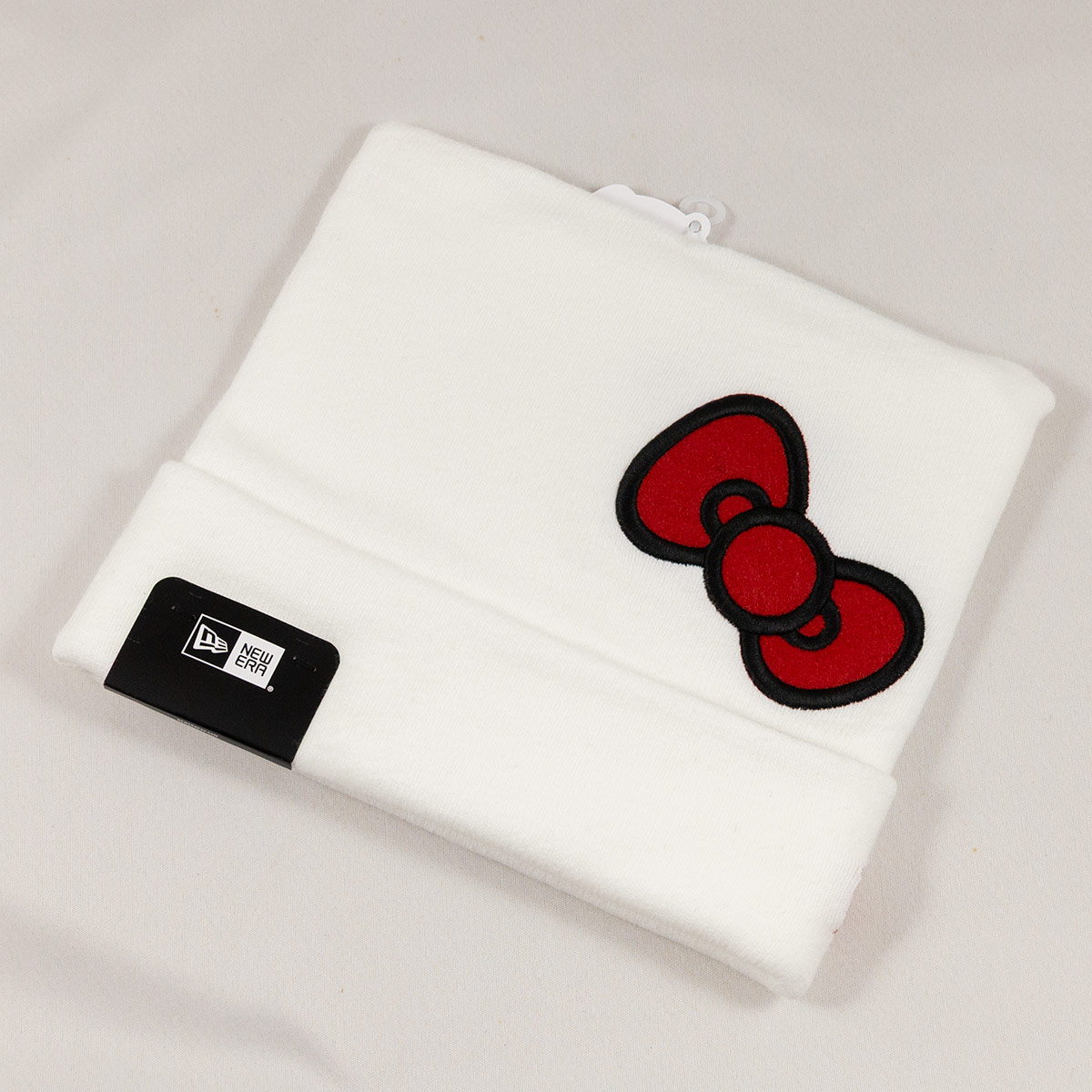 ニューエラ NEW ERA®×ハローキティ コラボ 帽子 ニット帽 スクエアニット HELLO KITTY ハローキティ ホワイトのサムネイル