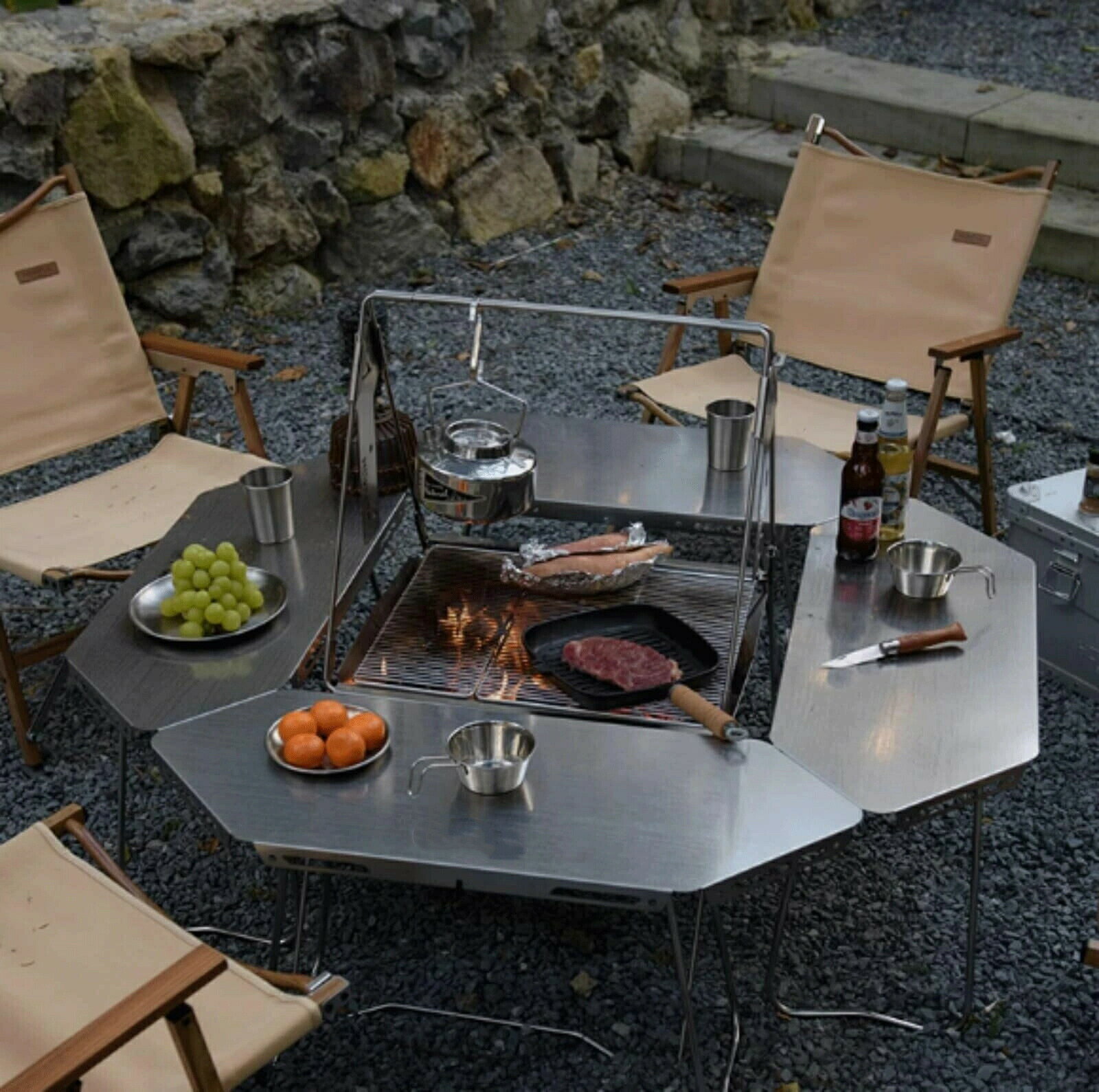 樂天商城 - 屋外バーベキューテーブル ステンレススチール bbq折りたたみ式ストーブ お茶の淹れ方 キャンプテーブル キャンプファイヤー加熱 八角形テーブル 多機能焚き火台 キャンプ用品 薪ストーブ 焚火台 折りたたみ収納 ポータブル 焚き火をし お茶を入れる ア登山 旅行