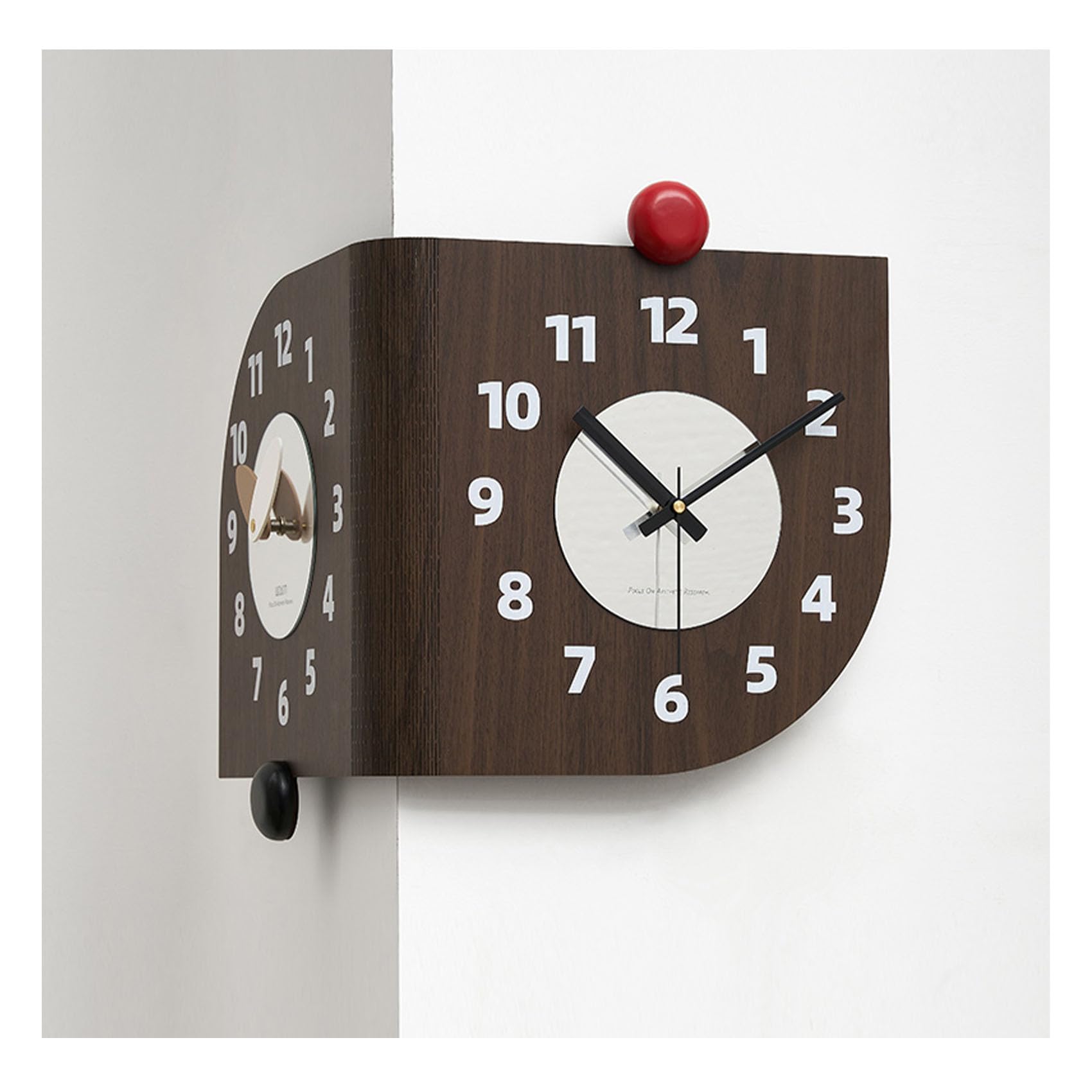 ? ユニークなデザイン：壁のコーナーに取り付ける独特な設計で、どの方向からも時間が確認できる両面時計です。? 2種類のモデル：振り子付きのモデルと、シンプルな標準モデルをご用意しており、お好みに応じて選択可能です。? インテリア性：モダンで...