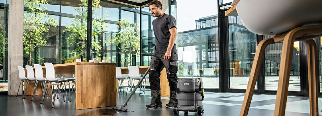 シリコーン スピーカーケース カバー 互換性カバー JBL Charge 5 に 対応 保護用の防水ソフトスキン、Bluetoothスピーカーケース、キーホルダーフック付き (Black)