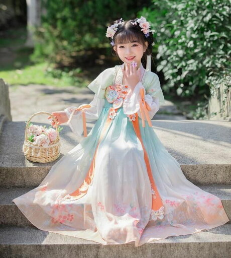 キッズ 演出 子供服 長袖ワンピース 三五七 コスプレ衣装 森ガール チャイナドレス ロング丈 子どもドレス 中華服 花柄 フォーマル 日常 入学式 グラデーション120~160 イベント チャイナ服 レッド 卒業式 ジュニア コスチューム プリンセス 秋春夏 女の子 発表会 超可愛い キッズ 演出 子供服 長袖ワンピース 三五七 コスプレ衣装 森ガール チャイナドレス ロング丈 子どもドレス 中華服 花柄 フォーマル 日常 入学式 グラデーション120~160 イベント チャイナ服 レッド 卒業式 ジュニア コスチューム プリンセス 秋春夏 女の子 発表会 超可愛い