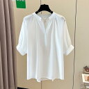 パフスリーブ ス プルオーバー 20代 白 秋 大人 夏 オフィス 通勤 30代 シャツ ナチュラル Vネック 50代 体型カバー レディース 春 ホワイト 半袖 カジュアル 可愛い ブラウス 40代 ブルー エレガント ゆったり 青 ボタン
