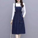 大人 ミモレ丈 アパレルスタッフ 大人女子 シンプル 袖なし カジュアル ストレート デニムスカート かっこいい 膝下 ジャンパースカート 美容部員 大人可愛い ワンピース ラフ ネイリスト おしゃれ メイクアップアーティスト 美容師 こなれ感 お洒落