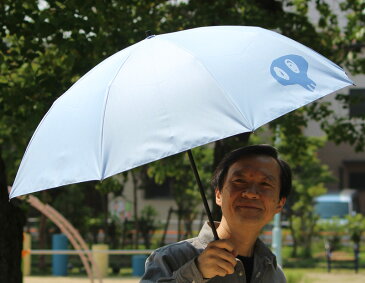 史上最強の男性用日傘McRossa（マクロッサ）Ver.7【色】Sage Blue(セージ・ブルー)遮光100%UVカット99%以上 ヒートブロック遮熱仕様いとうせいこうさんのDocrotがプリントされた二段折畳傘。*税/送料込み価格*