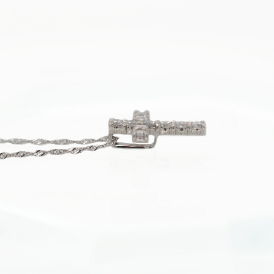 純プラチナ　プラチナ　0.2ct　ダイヤモンド　クロス　ペンダント　純プラチナ台　スクリューネックレス　Pt999