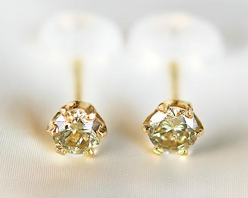 K18/WG/PG　 0.1ct　1粒ブラウンダイヤモンドピアス