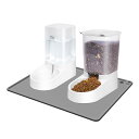 猫 自動給餌器 セット ペットフードマット 大容量 二つセットペット用の水飲み器3.8L、餌やり器2.1kg 重力式 透明 猫 自動給餌器 給水器 セット犬猫お...
