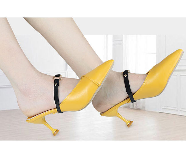 シューズバンド パンプス 脱げ防止 シューズストラップ ストレッチ パカパカ防止 シューズベルト 走れる パンプスストラップ 1ペア ゴム入り パンプスベルト 黒