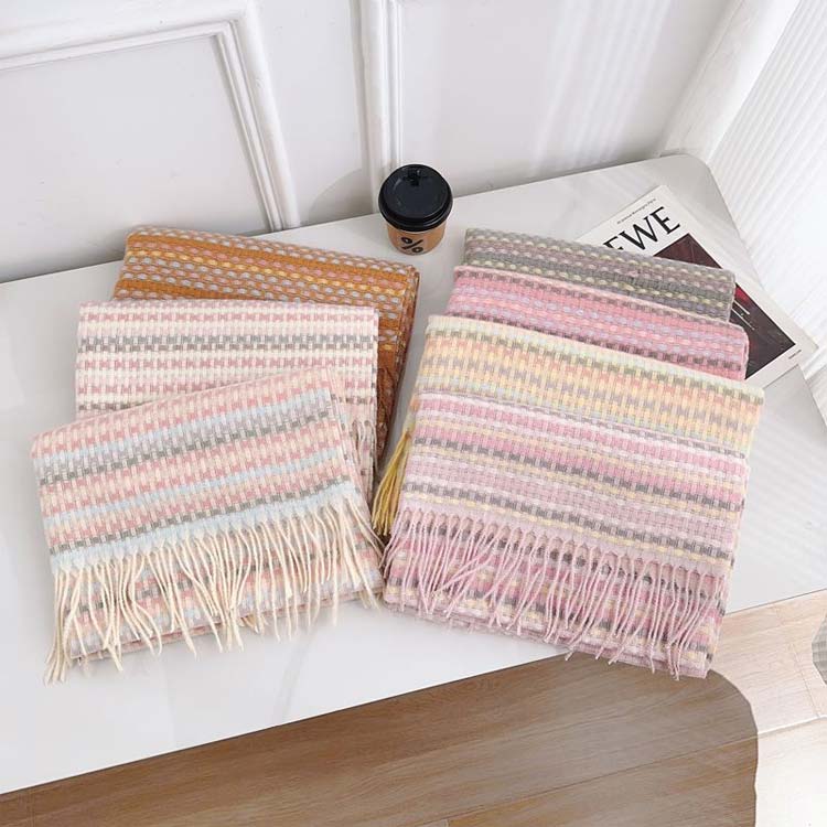 高見え クリスマス カラフル マフラー レディース タッチ おしゃれ フリンジ 大判 ストール マルチカラ..