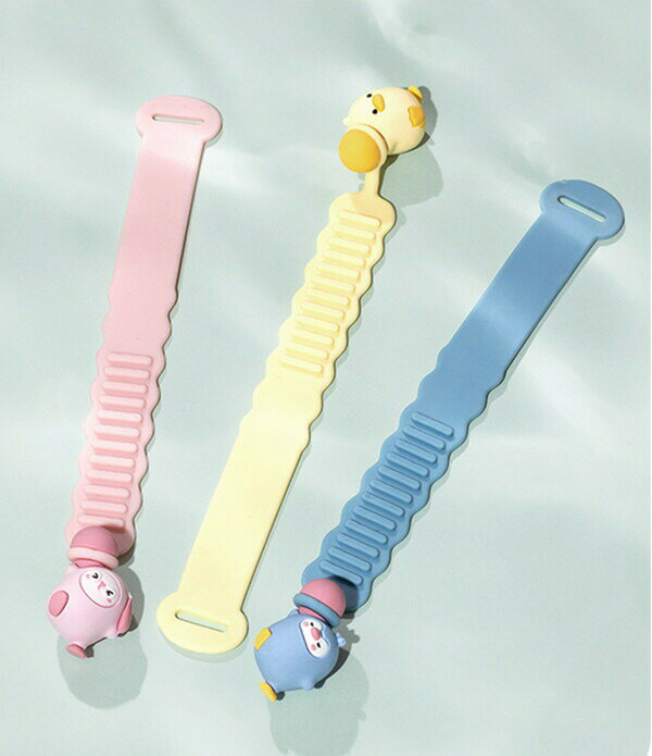 2点セット 便座ハンドル 便座取っ手 多用途 ペンギン型取っ手 手を汚さず ハンドルバンド 取付簡単 便座を上げ下げ用に 取付便利 強力テープ使用 トイレ用品 便座ハンドル 便座取っ手 便座の持ち手 手が汚れない シンプルで使いやすい