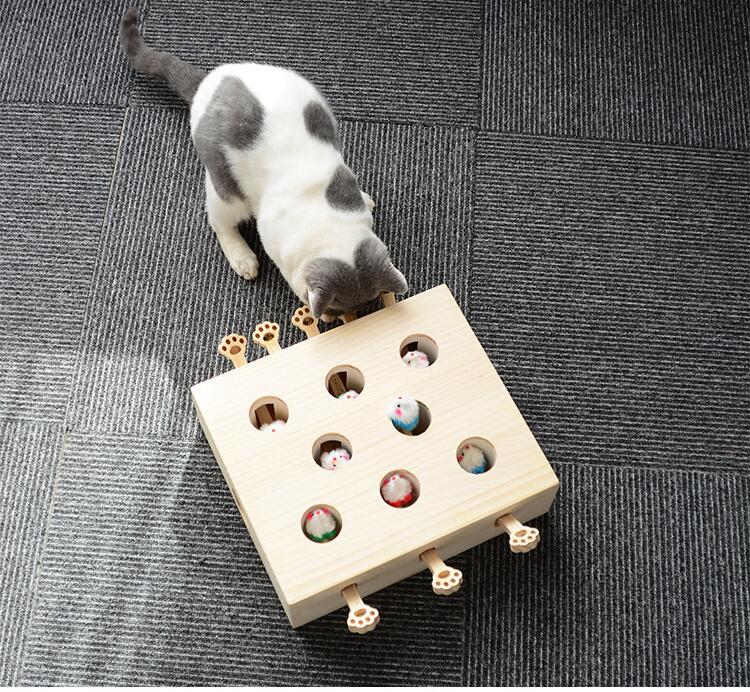 猫 おもちゃ 肥満が気になる猫用 ネズミ ネコ 猫じゃらし ペット用品 猫のおもちゃ 猫用品 モグラ叩き 木製 運動不足 ストレス解消 お誕生日 バースデー プレゼント 木箱 興味 プレゼント 8穴 知育 留守 楽しい 遊ぶ 猫用品 無色 toy 四角タイプ