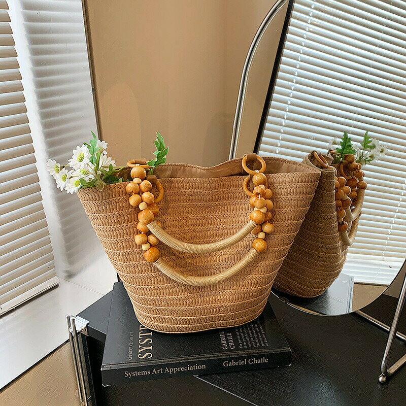 編み トートバッグ 天然素材風 おしゃれ フェイクレザーハンドル スナップボタン きれいめコーデ 大人..