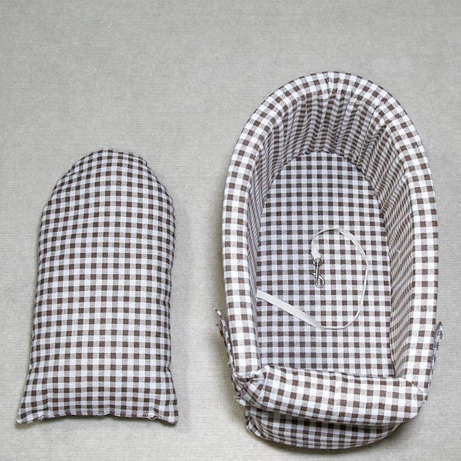 ペットドライブボックス カーシート 助手席用 飛び出し防止リード付 中型 小型犬猫 座布団用 カーキャ..