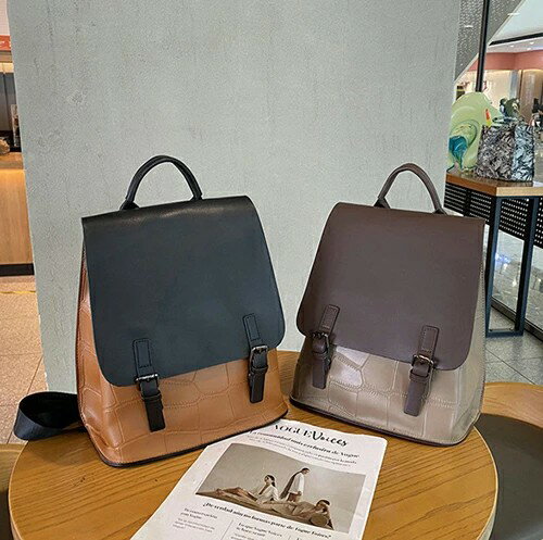 リュック レディース 本革 大容量 バックパック 通学 女子 女性 おしゃれ 通勤 かわいい リュックサッ..