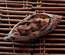 焼立て無添加パン バゲット・ミルティーユ 焼きたて天然酵母パン(フランスパン・バゲット)バターをつけて ハード系