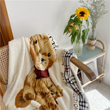 くま ブランケット ひざ掛け 138cm×92cm ベア チェック もこもこ ふわふわ 韓国 雑貨 北欧 大きい おしゃれ かわいい 子供 大人 大判 厚手 シングル 毛布 ラムウール 軽量 暖かい ベッド ソファー 椅子 ロゴ 可愛い 裏起毛 レトロ 子ども