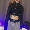 ロゴ ショート丈 ハイネック トップス カットソー 長袖 トレーナー 無地 シンプル 黒 ブラック 大きサイズ ビッグ ハーフジップ タートルネック ジップアップ ダンス 衣装 ヒップホップ HIPHOP レディース ガールズ へそ出し 短い セクシー 韓国