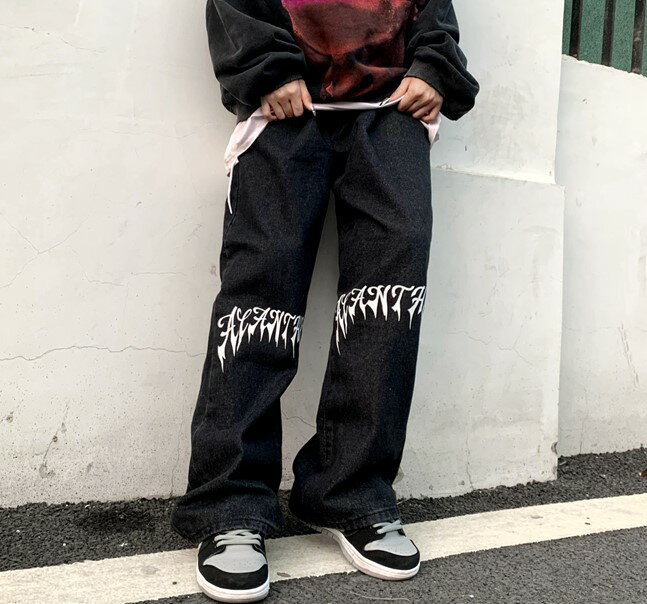 楽天市場】看板 ブリキ セクシーデニム ジーンズの美尻 美女 2枚 楽天市場】看板 ブリキ セクシーデニム ジーンズの美尻 美女 2枚