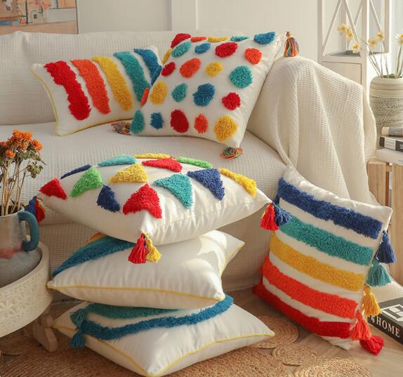 モチーフ　クッション　クッションカバー　カバー　ベージュ　　フラワー　もこもこ　大きい　大きめ　..