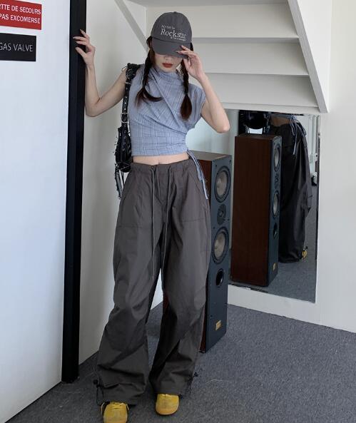 樂天商城 - ♪S-L展開♪パンツ　ズボン　ボトムス　スウェット ロング　ワイド　太い　太め　大きいサイズ　ビッグ　ジャージ　グレー カーキ　ゆったり　ハイウエスト　ポケット　ダンス　衣装　ヒップホップ　HIPHOP　レディース　メンズ　ガールズ　個性的　奇抜　かっこいい
