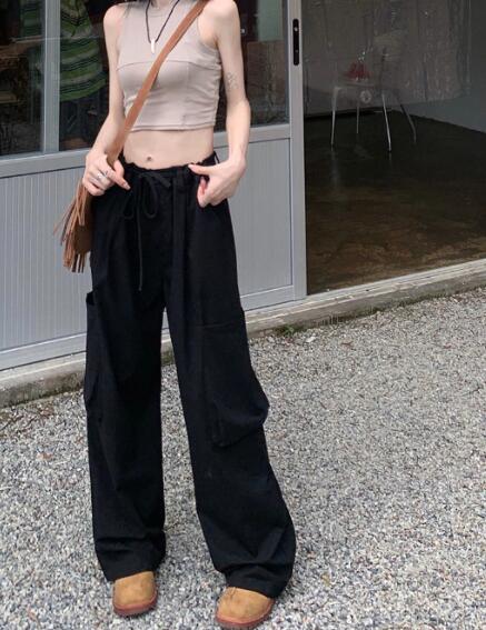 乐天商城 - ♪S~2XL展開♪5色　カーゴパンツ　パンツ　ズボン　ボトムス　スウェット ロング　ワイド　太い　太め　大きいサイズ　ビッグ　ゆったり　ハイウエスト　ポケット　ダンス　衣装　ヒップホップ　HIPHOP　レディース　メンズ　ガールズ　個性的　奇抜　かっこいい