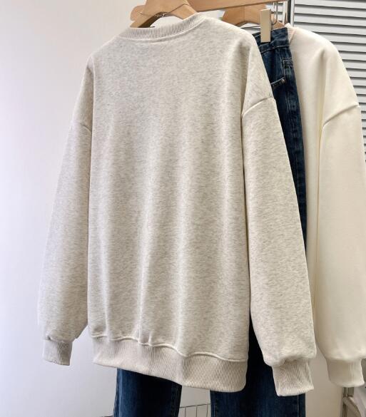 Kathinaの♪M-2XL展開♪レトロ　アシンメトリー　トレーナー　スウェット　長袖　トップス　カットソー　シンプル　　大きいサイズ　ビッグ　ゆったり ダンス　衣装　ヒップホップ　HIPHOP　レディース　メンズ　ガールズ　ストリート　奇抜　派手　韓国｜アングル3
