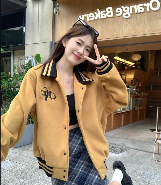 スタジャン ベースボールジャケット 韓国系ファッション 韓国 ジャケット ブルゾン ジャンパー レディース メンズ キッズ ダンス衣装 ダンス 発表会 文化祭 イベント 個性的 奇抜 ストリート HIPHOP アウター レトロ あったか